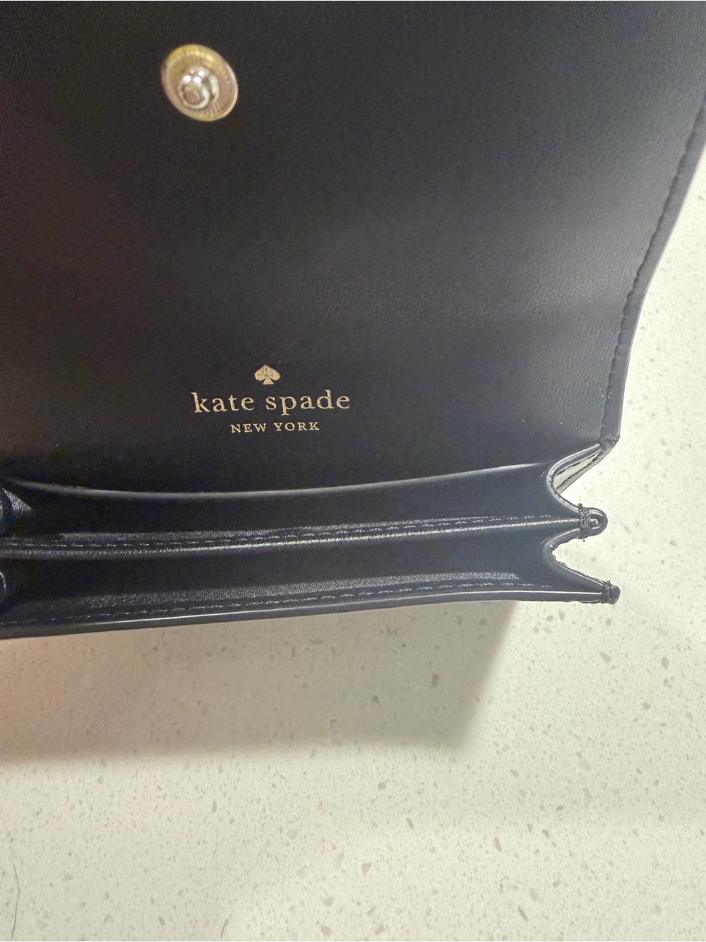 kate spade black leather wallet with gold logo - Picture 4 of 5